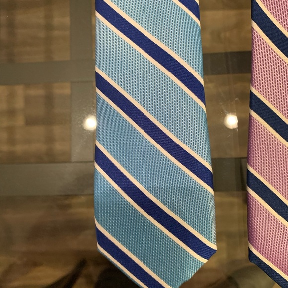 Michael Kors ties - Picture 2 of 5